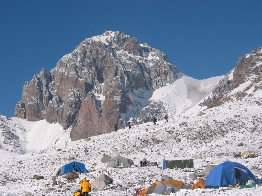 Aconcagua camp canada